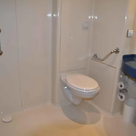 Hotel Ibis Budget 2*