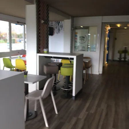 Ibis Budget Hotel 2*