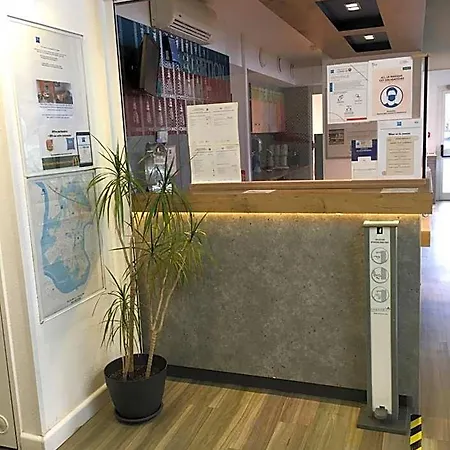 酒店 Ibis Budget 罗什福尔