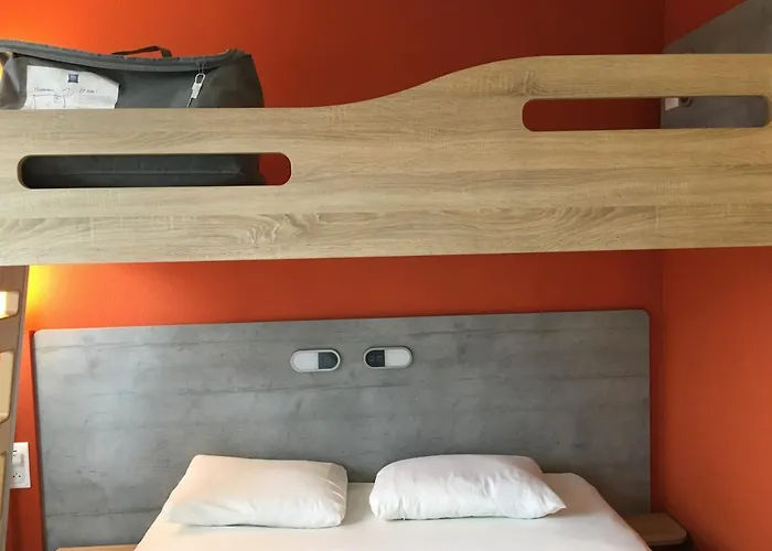 Ibis Budget Hotel 2*